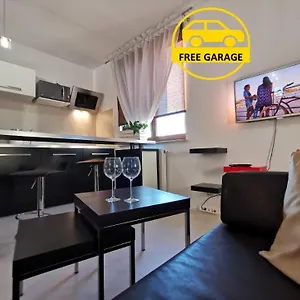  Apartament 33